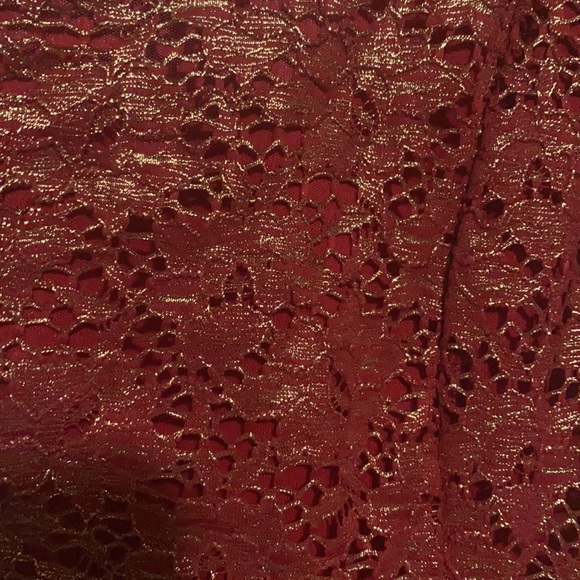 Cute red/gold dress - Picture 3 of 7